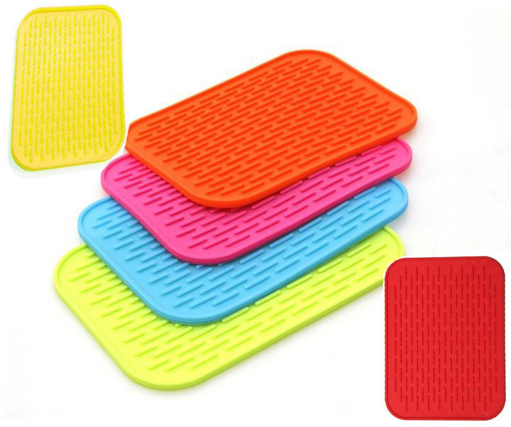 small pet bowl mat