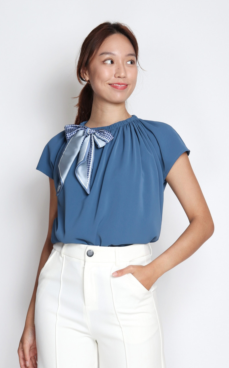 ribbon tie top