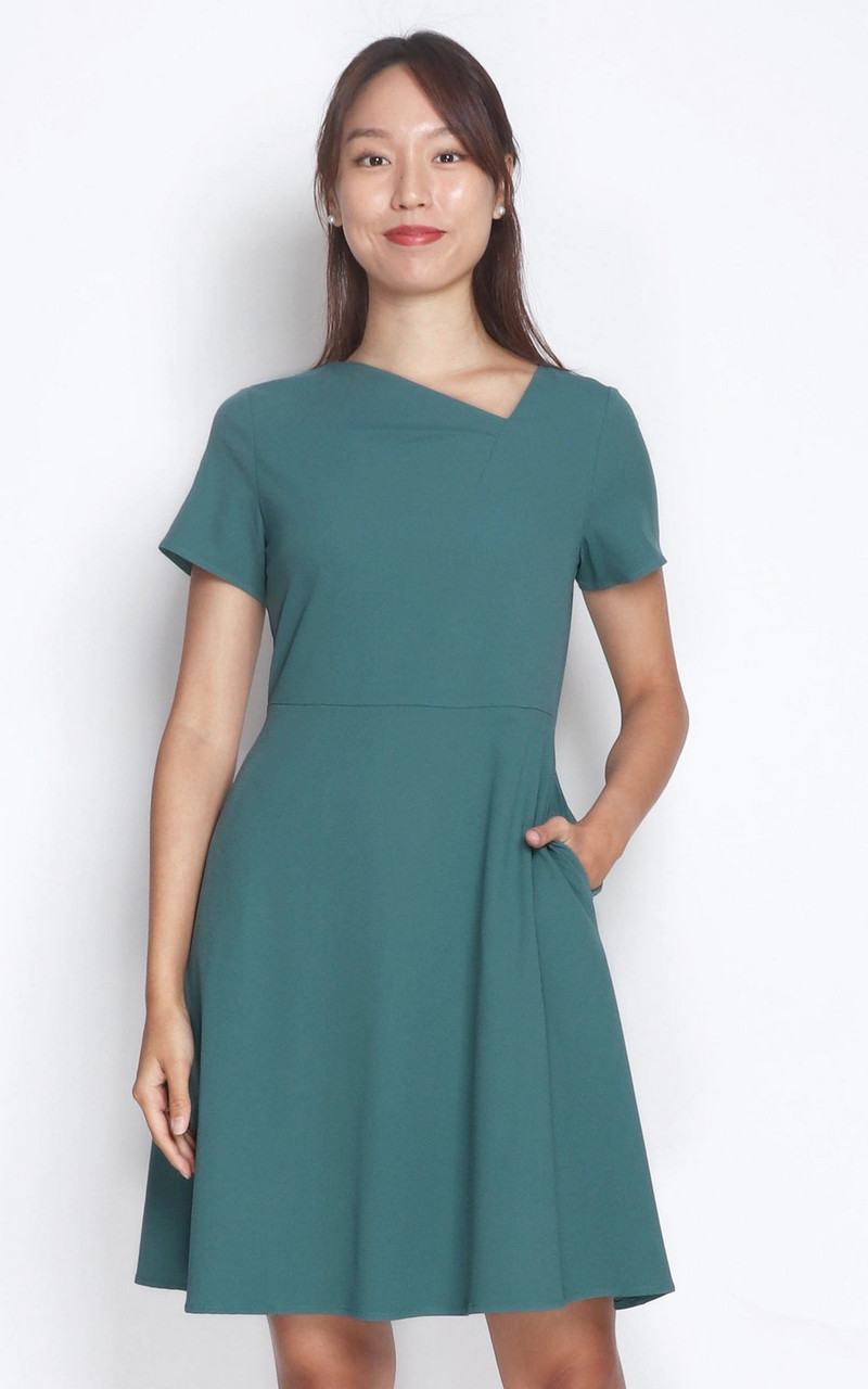 asymmetrical work dress Zapaka Women Ivory Simple Satin Short Work Dress Bodycon Off the Shoulder Business dresses, Ivory / US20W