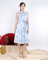 Lunar Porcelain Flare Cheongsam - Blue