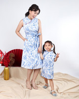 Lunar Porcelain Flare Cheongsam - Blue
