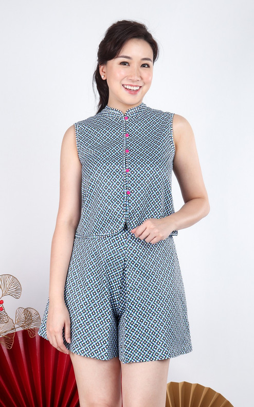 Patsy Geometric Mandarin Collar Top - Blue