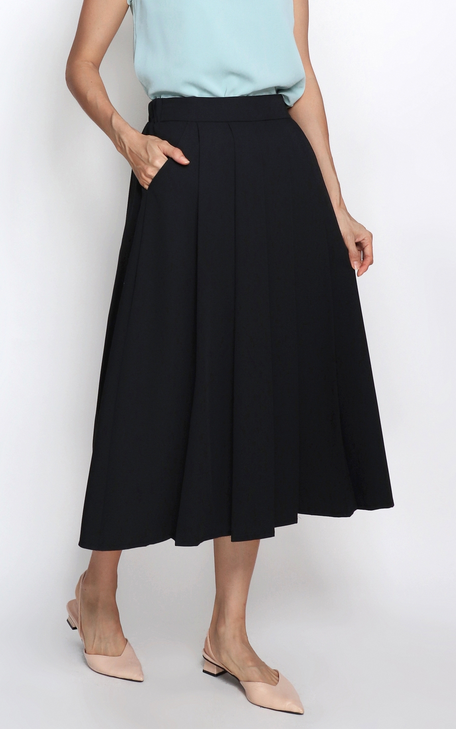 short box pleated skirt