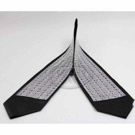 Aturah Crystal on Black Lining Style #312