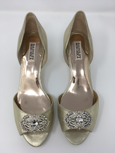 Badgley Mischka Petrina Women Two-Piece Pumps , Beige (17943578-P)