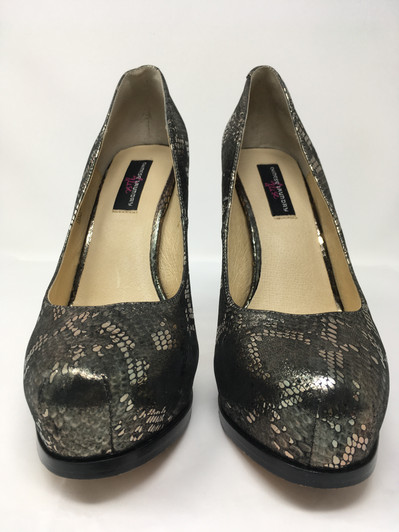 Chinese Laundry Wink Wink Women Platform Pumps , Black (16295203-P)