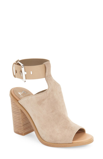 Marc Fisher Vashi Women Block Heel Sandals , Beige (18853705-P)