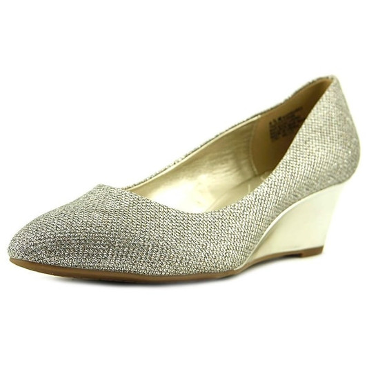 Bandolino Franci Women Wedge Pumps, Gold US 5 (18286554-P)