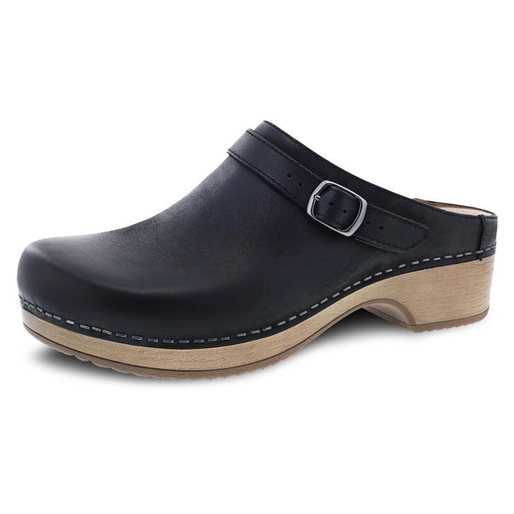 Dansko Berry Slip-On Mule Clogs for Women Memory Foam and Arch Support for All -Day Comfort and Support Lightweight EVA Oustole for Long-Lasting Wear Black Burnished Nubuck 8.5-9 M US