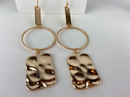 Hammered rectangle earring gold plated