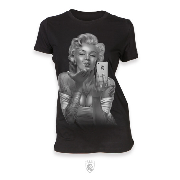 Marilyn Selfie (Scoop, V-Neck or Tee)