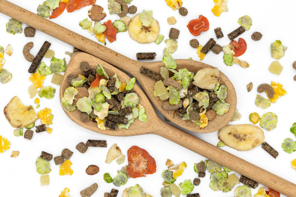 Mr Johnson's Supreme Rabbit Tropical Fruit Mix