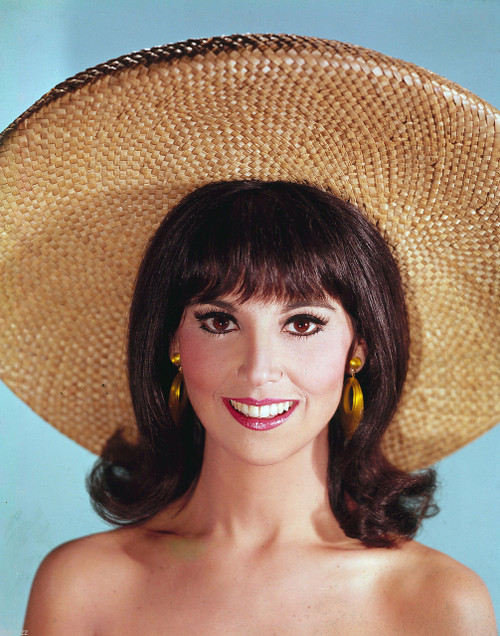 Marlo Thomas Signed Check PSA/DNA Authenticated Near Mint Condition