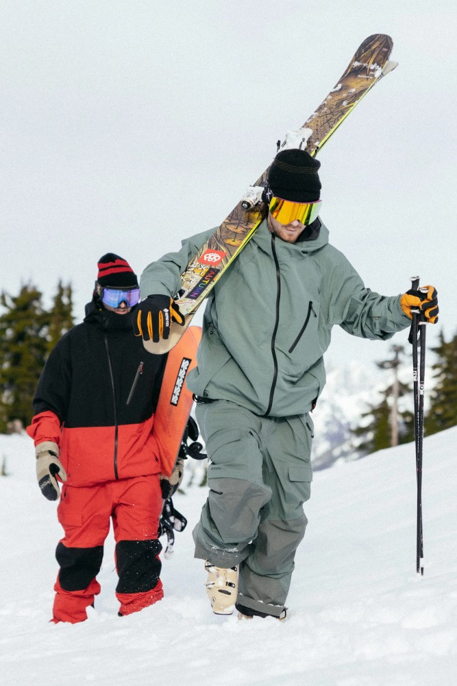 686 Gore-Tex Stretch Dispatch Mens Bib Pant 2025 Corbetts Ski