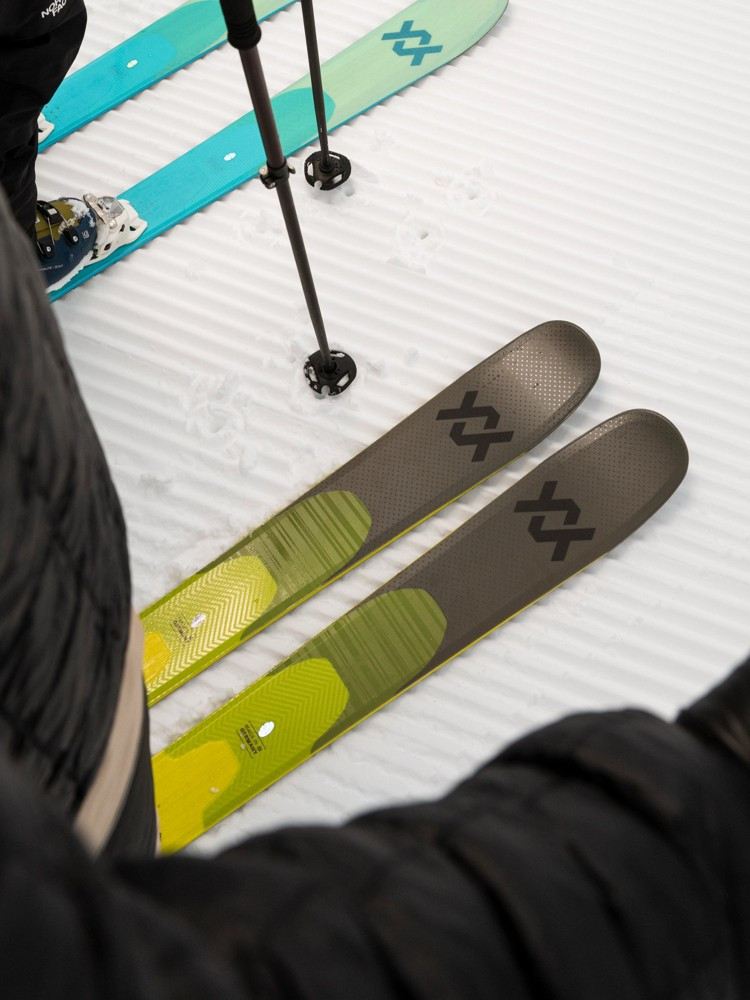 Volkl Blaze 86 Olive Skis 2025 | Corbetts Ski + Snowboard