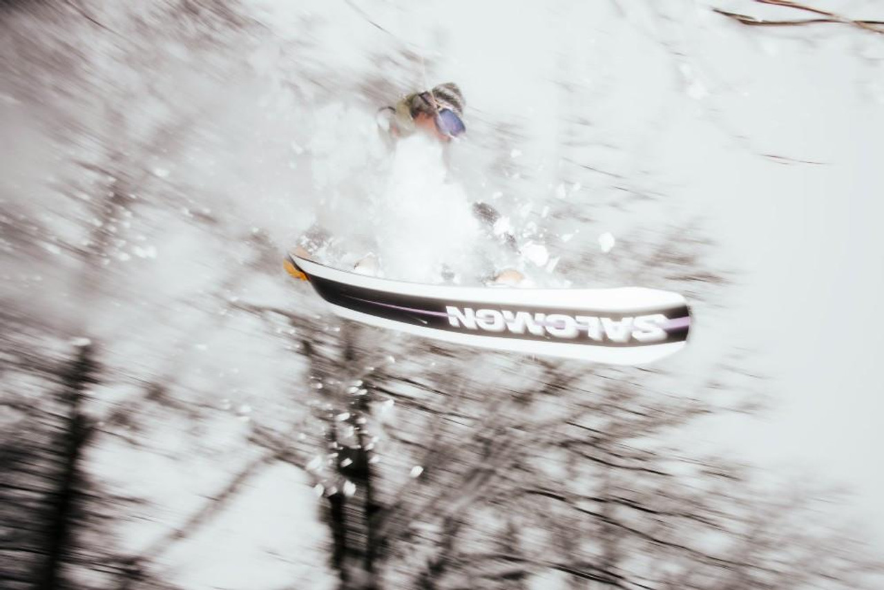 Salomon Assassin Snowboard 2025 | Corbetts Ski + Snowboard