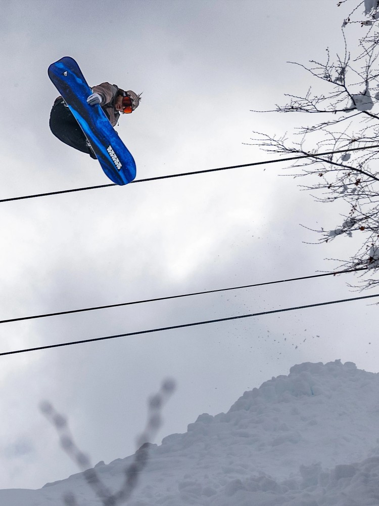 K2 Commonwealth Snowboard 2026 | Corbetts Ski + Snowboard