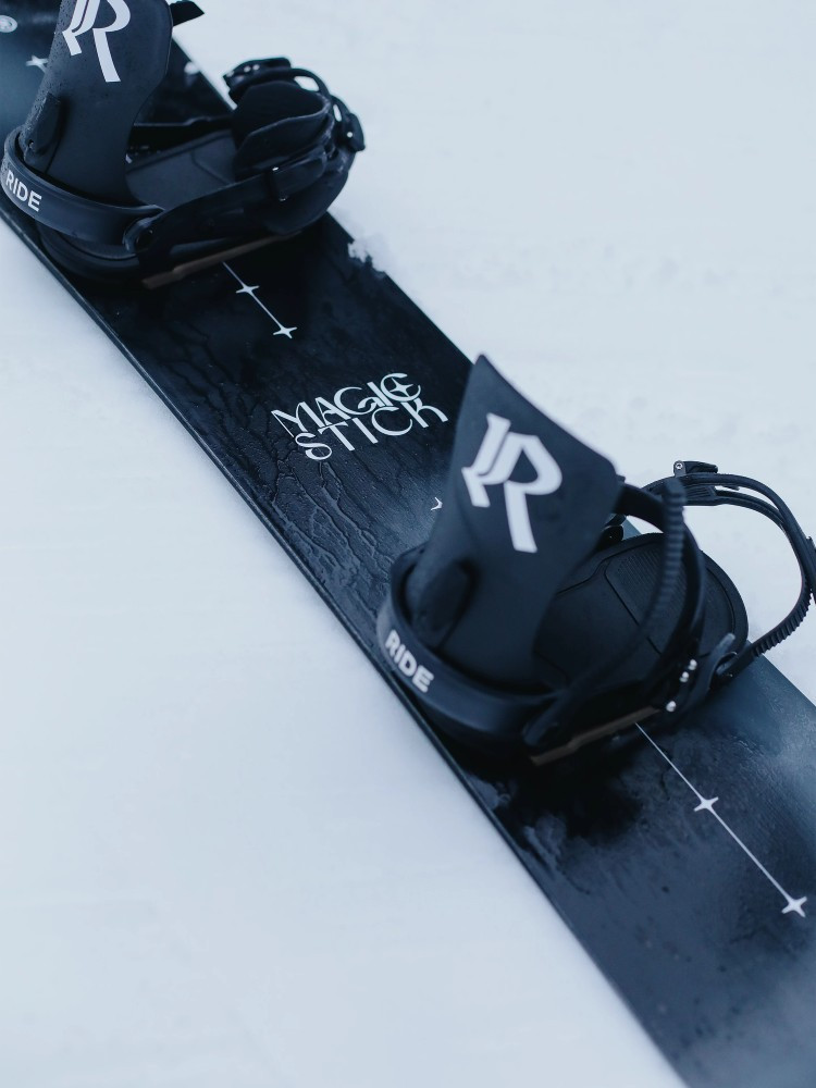 Ride Magic Stick Womens Snowboard 2026 | Corbetts Ski + Snowboard
