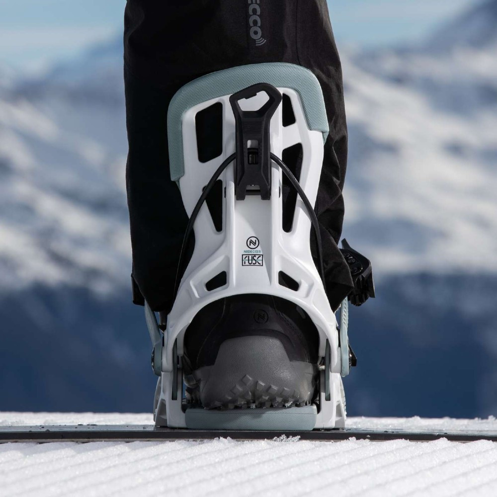 Nidecker Flow Fuse Hybrid Adult Snowboard Bindings 2026 | Corbetts