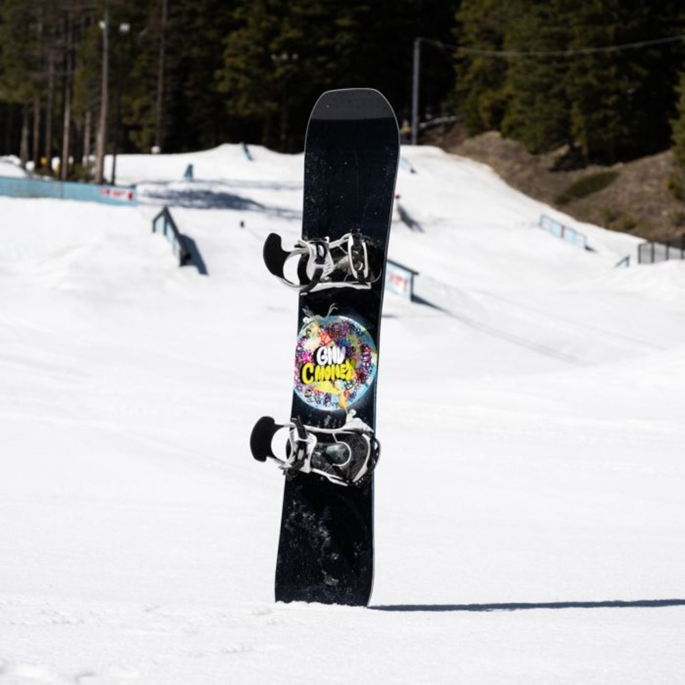 GNU C Money Snowboard 2026 | Corbetts Ski + Snowboard