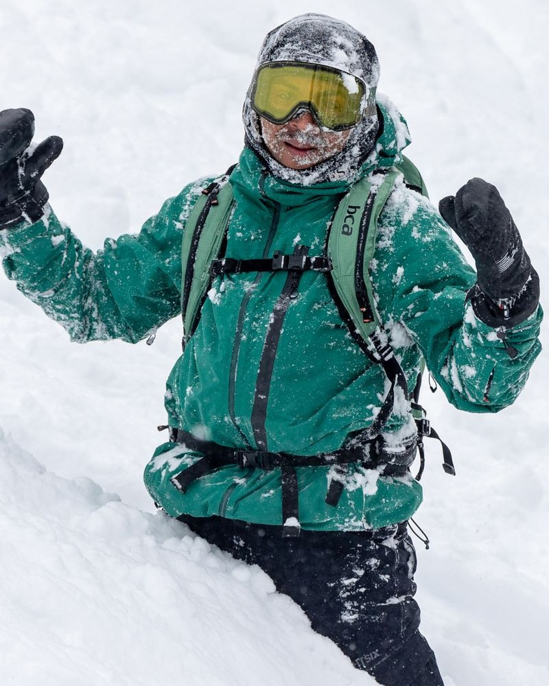 686 Gore-Tex GT Thermagraph Mens Jacket 2026 | Corbetts Ski +