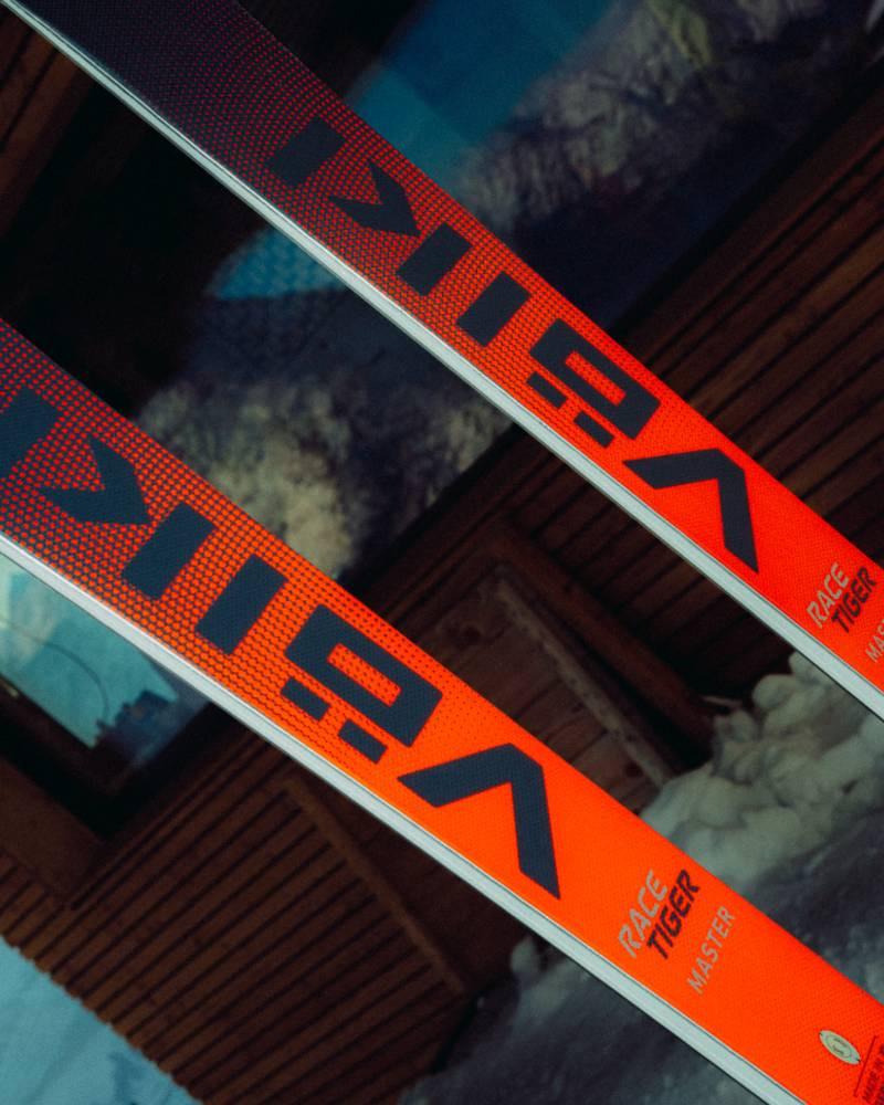 Volkl Racetiger GS Master Skis w Comp 16 GW Bindings 2026