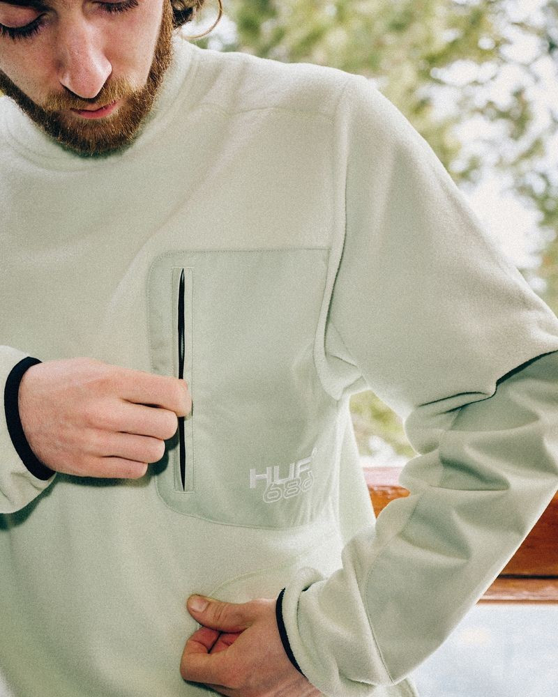 686 x Huf Fleece Mens Crewneck 2026 | Corbetts Ski + Snowboard