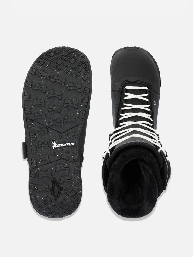 Traditional Lace Snowboard Boots | Corbetts