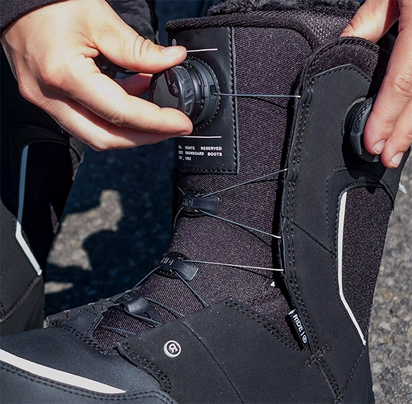 Lacing