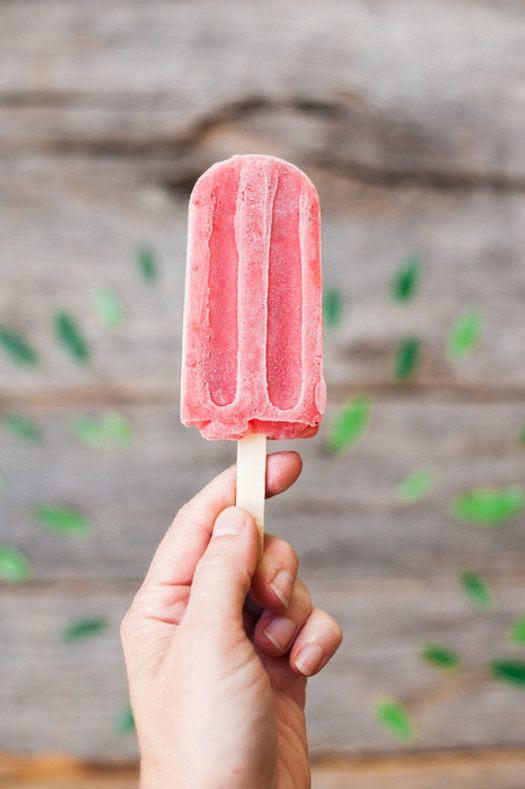 Fun Superfood Popsicles for Father's Day Weekend