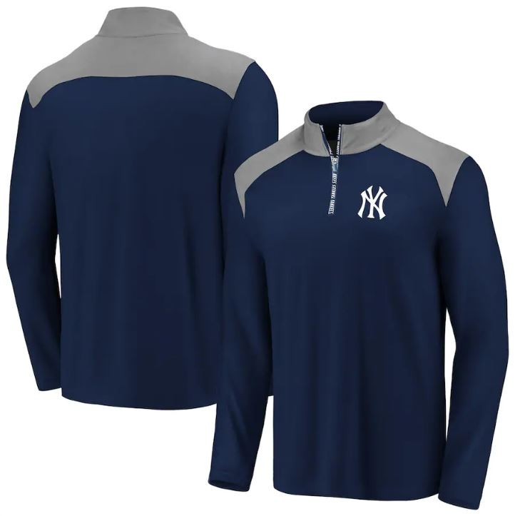 New York Yankees Majestic Status Inquiry Quarter-Zip Jacket