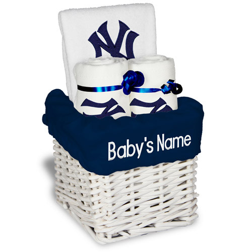 NY Yankees Personalized 6Piece Gift Basket