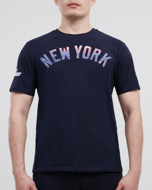 NY Yankees City Scape T-Shirt - Navy