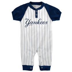 Yankees Baby Pinstripe 2-pc. Set - Double Wordmark