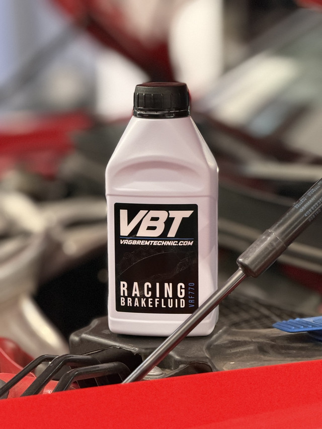 VBT VRF770 DOT 4 Racing Brake Fluid - 500ml