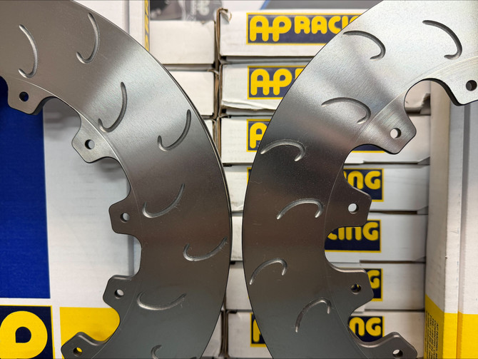 Front Brake Kit 4 Piston Brembo Calipers with 362x32mm 2-Piece Discs (BK0003)