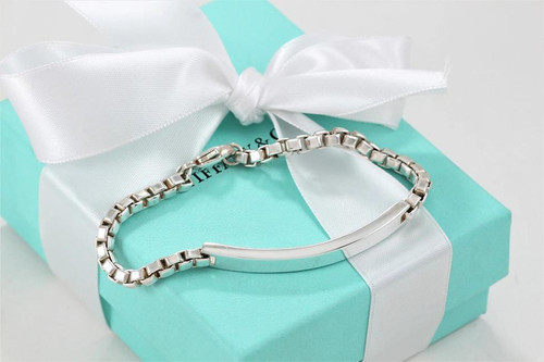  Tiffany & Co. Venetian Box Link ID Bracelet Sterling Silver 7.5 Inch MSRP $700 