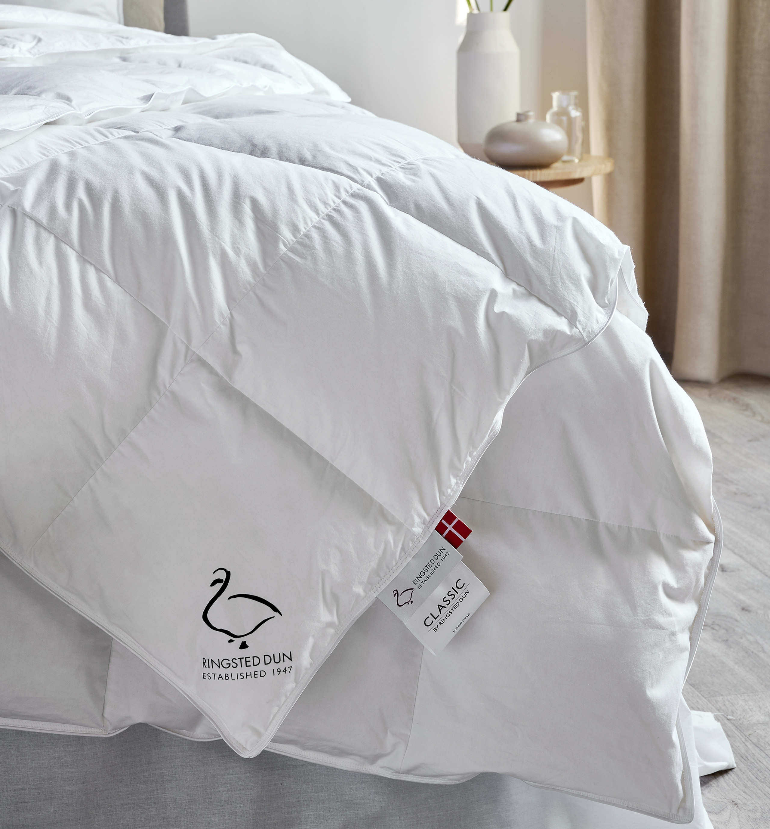 Scandinavian Down Comforters CUIN 675 The Down Comforter Store