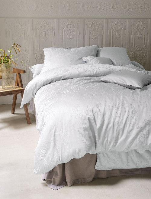 Jacquard Duvet Cover Set "MEADOW WHISPER"