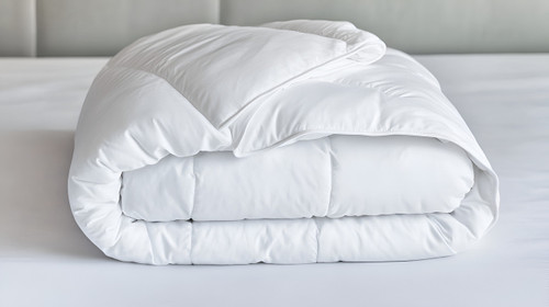 Polyester / Vegan Comforter / LIGHTWEIGHT / European Twin XL / 55" x 87"
