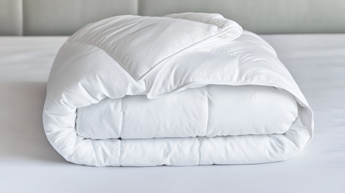 Polyester / Vegan Comforter / LIGHTWEIGHT / European Twin / 55" x 79" / *back in stock*