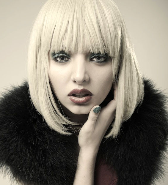 DELUXE Ally (Blonde 24T613) Premium Fashion Wig / 1920's Flapper Bob - Heat Resistant