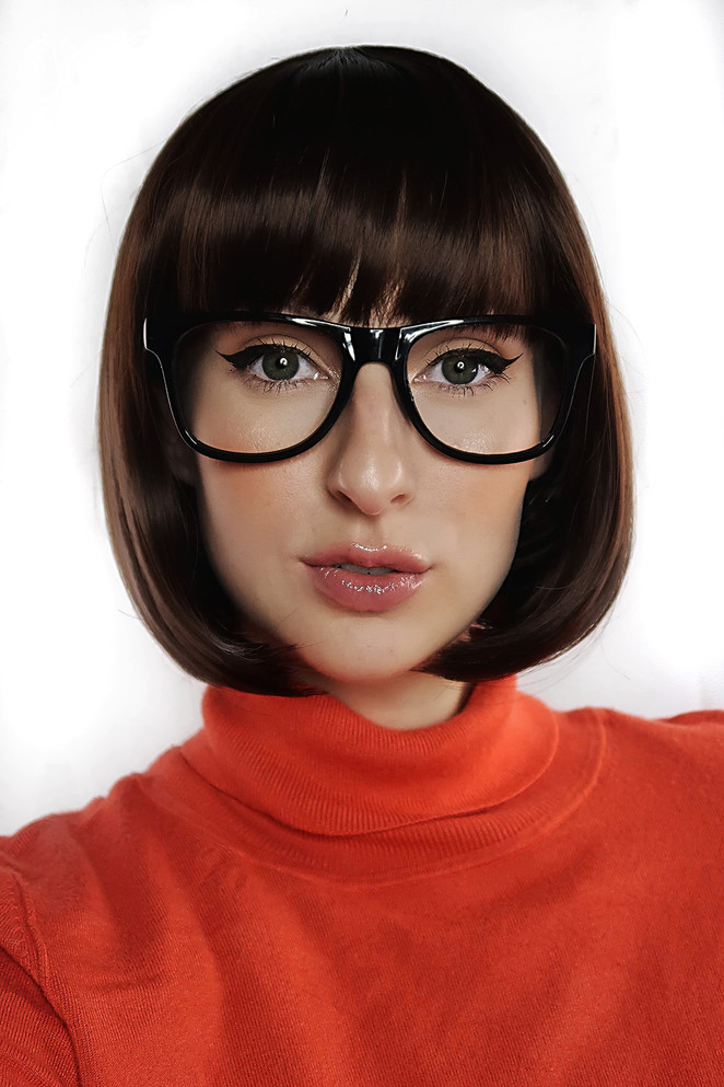 Velma Scooby Doo Brown Bob Costume Wig & Glasses - by Allaura