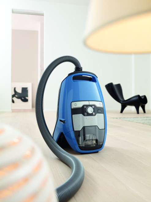 Miele Blizzard CX1 Turbo Team Bagless 41KCE042USA Canister Vacuum