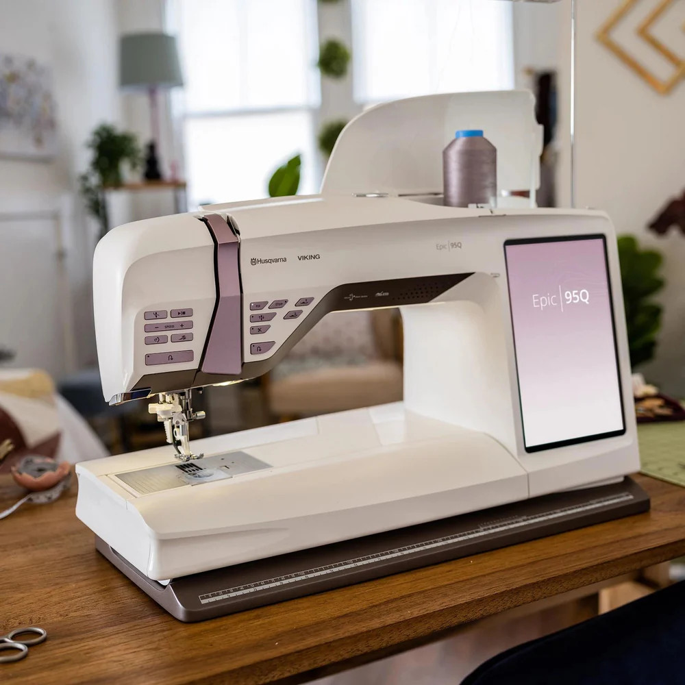 HUSQVARNA VIKING EPIC 95Q Computerized Sewing Machine
