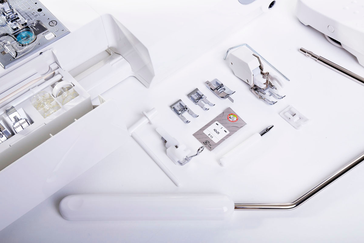 JUKI HZL-DX7 Computerized Quilting and Sewing Machine