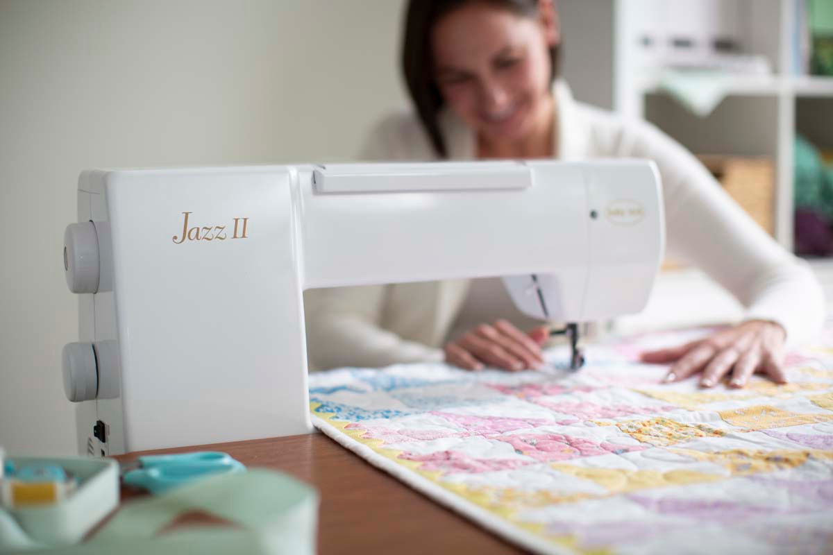 Baby Lock Jazz II Sewing and Quilting Machine
