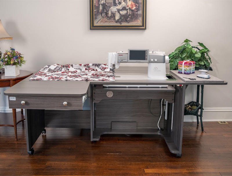 Horn of America Model 8280 Quilter's Dream Sewing / Quilting Gray