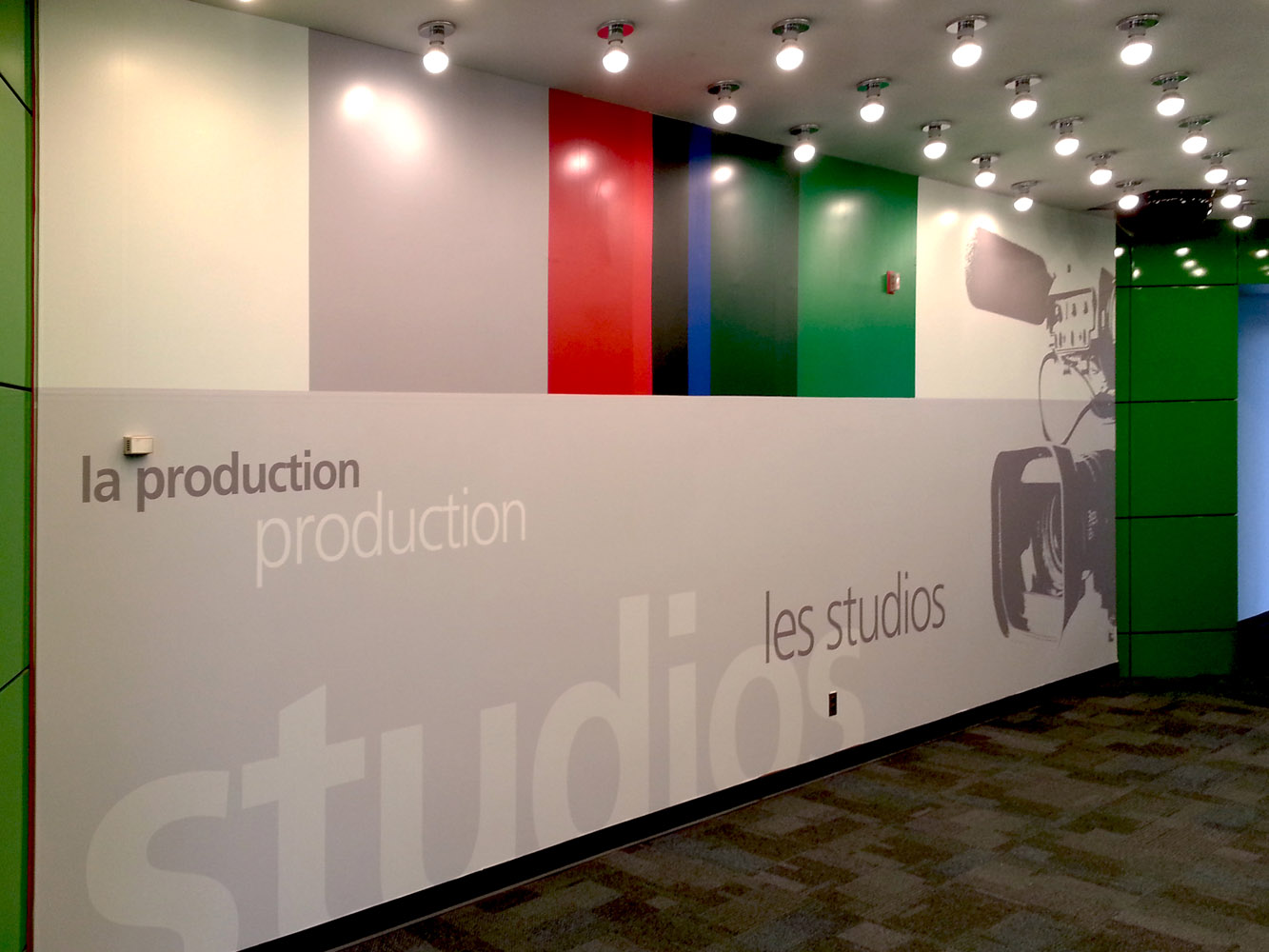 studio custom graphic printing wall