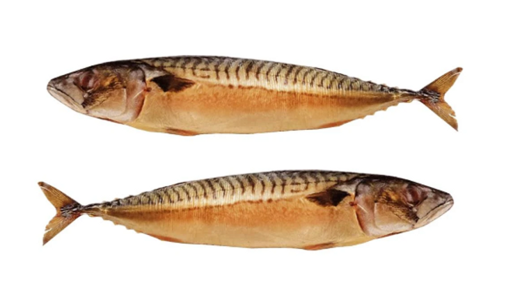 Hot Smoked Mackerel Head on /LB